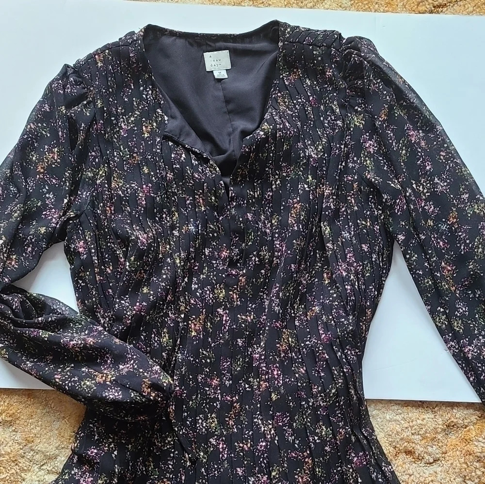 Black Floral dress - Picture 2 of 3